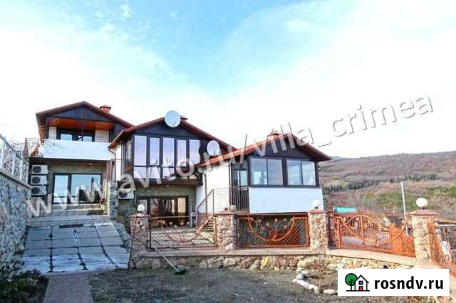 Дом 140 м² на участке 7 сот. на продажу в Алуште Алушта - изображение 1