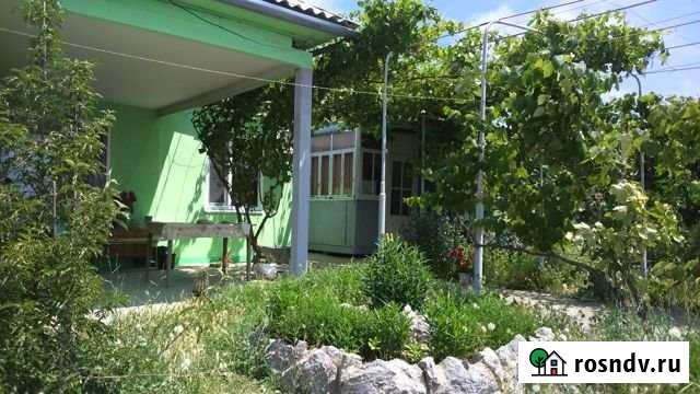 Дом 90 м² на участке 10 сот. в аренду посуточно в Судаке Судак - изображение 1