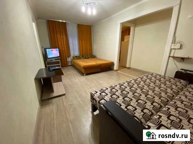 2-комнатная квартира, 42 м², 2/5 эт. в аренду посуточно в Мурманске Мурманск - изображение 1