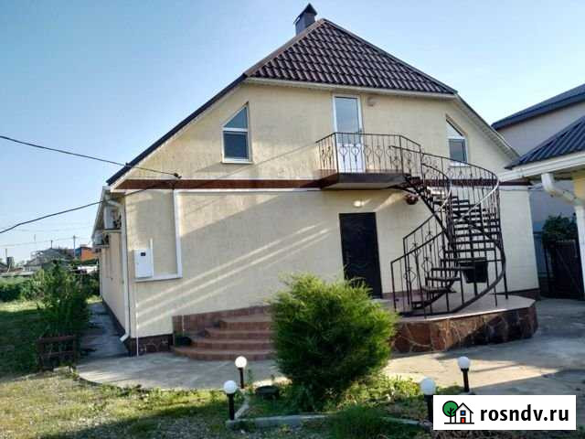 Комната 15 м² в > 9-ком. кв., 2/2 эт. в аренду посуточно в Голубицкой Голубицкая - изображение 1