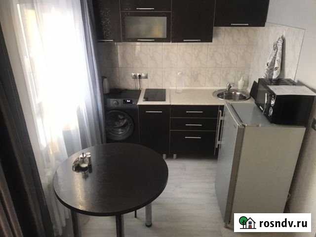 1-комнатная квартира, 42 м², 3/5 эт. в аренду посуточно в Ачинске Ачинск - изображение 1