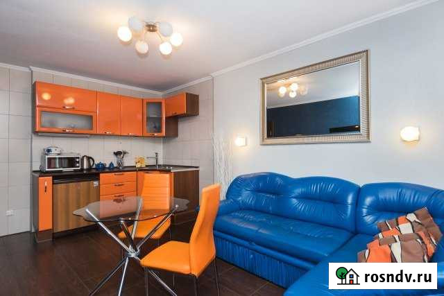 2-комнатная квартира, 50 м², 11/14 эт. в аренду посуточно в Екатеринбурге Екатеринбург - изображение 1