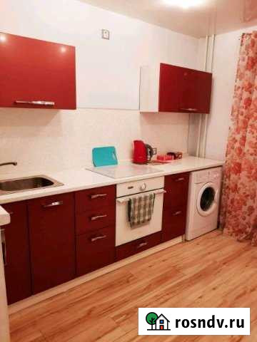 1-комнатная квартира, 40 м², 1/7 эт. в аренду посуточно в Каменске-Уральском Каменск-Уральский - изображение 1