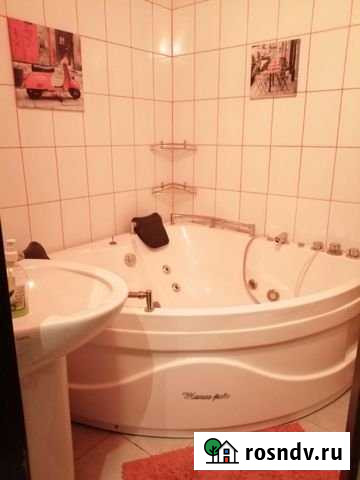 1-комнатная квартира, 30 м², 2/14 эт. в аренду посуточно в Новокузнецке Новокузнецк - изображение 1