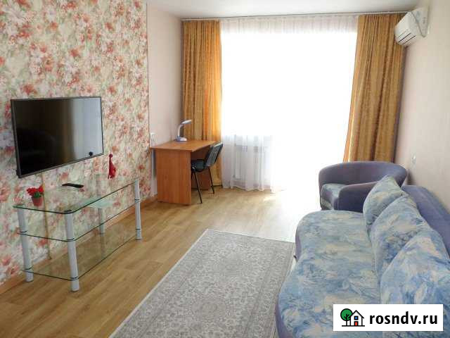 2-комнатная квартира, 57.5 м², 2/9 эт. в аренду посуточно в Хабаровске Хабаровск - изображение 1