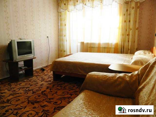 1-комнатная квартира, 32 м², 1/5 эт. в аренду посуточно в Кургане Курган - изображение 1