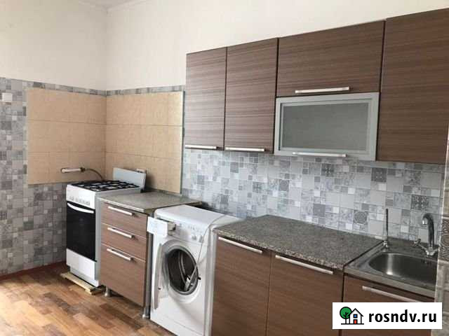 2-комнатная квартира, 64 м², 7/9 эт. в аренду на длительный срок в Астрахани Астрахань - изображение 1