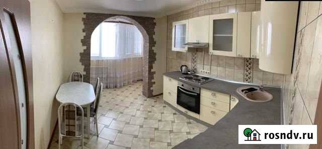 2-комнатная квартира, 60 м², 16/17 эт. в аренду на длительный срок в Оренбурге Оренбург - изображение 1