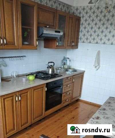 Комната 100 м² в 4-ком. кв., 6/10 эт. в аренду на длительный срок в Махачкале Махачкала - изображение 1