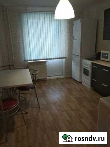 1-комнатная квартира, 36 м², 3/10 эт. в аренду на длительный срок в Волжском Волгоградской области Волжский - изображение 1