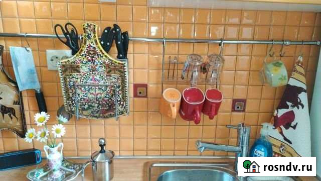 Комната 36 м² в 2-ком. кв., 1/2 эт. в аренду на длительный срок в Оренбурге Оренбург - изображение 1