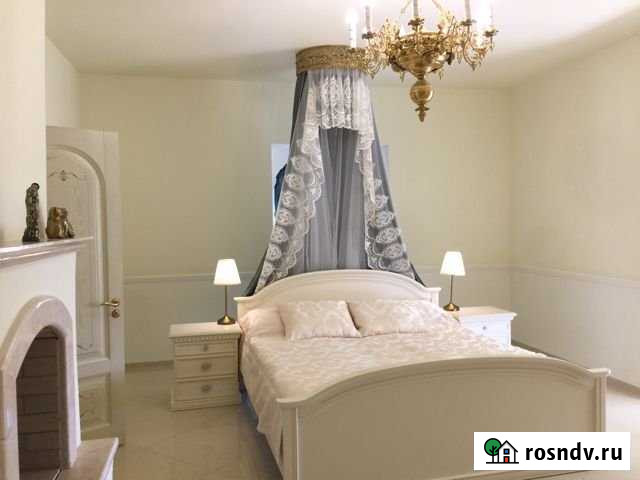 Дом 650 м² на участке 7 сот. в аренду на длительный срок в Ялте Ялта - изображение 1