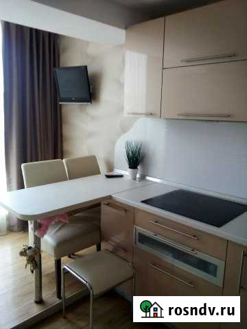 1-комнатная квартира, 40 м², 8/14 эт. в аренду посуточно в Алуште Алушта - изображение 1