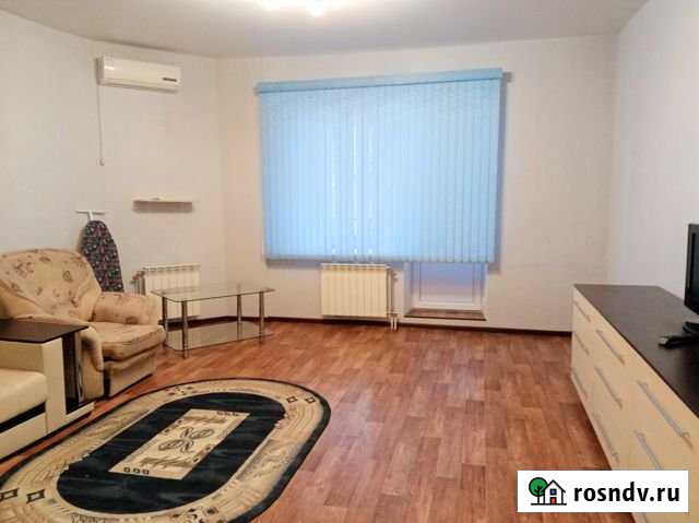 1-комнатная квартира, 68 м², 10/14 эт. в аренду посуточно в Волгограде Волгоград - изображение 1