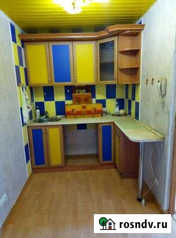 Комната 18 м² в 8-ком. кв., 8/9 эт. в аренду на длительный срок в Саранске Саранск - изображение 1