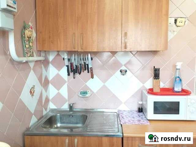 3-комнатная квартира, 57 м², 1/5 эт. на продажу в Шахтах Шахты - изображение 1