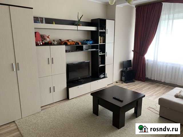 1-комнатная квартира, 42 м², 3/5 эт. в аренду на длительный срок в Сургуте Ханты-Мансийского АО Сургут - изображение 1