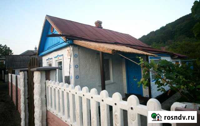 Дом 40 м² на участке 10 сот. в аренду посуточно в Тульском Тульский - изображение 1