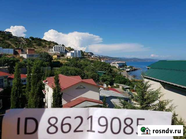 Комната 15 м² в 5-ком. кв., 1/2 эт. в аренду посуточно в Алуште Алушта - изображение 1