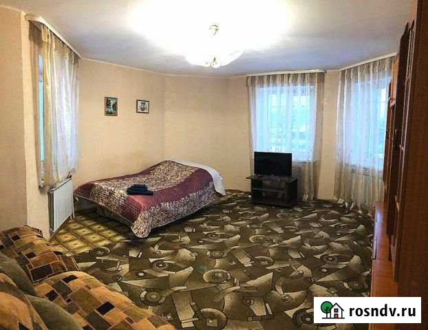 1-комнатная квартира, 40 м², 3/3 эт. в аренду посуточно в Кушве Кушва - изображение 1