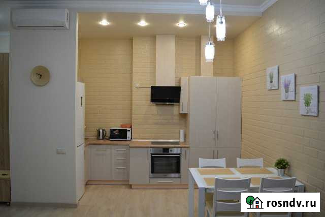 2-комнатная квартира, 55 м², 3/12 эт. в аренду на длительный срок в Астрахани Астрахань - изображение 1