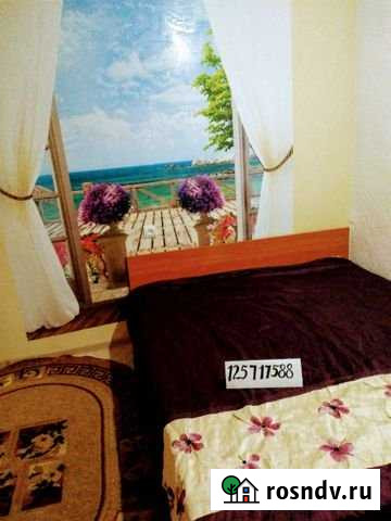 Комната 34 м² в 2-ком. кв., 1/2 эт. в аренду посуточно в Севастополе Севастополь - изображение 1