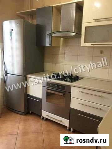 2-комнатная квартира, 60 м², 3/10 эт. в аренду на длительный срок в Хабаровске Хабаровск - изображение 1