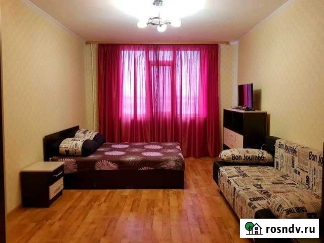 1-комнатная квартира, 45 м², 1/16 эт. в аренду посуточно в Оренбурге Оренбург - изображение 1