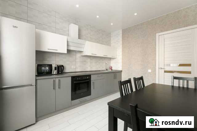 2-комнатная квартира, 65 м², 2/25 эт. в аренду посуточно в Новосибирске Новосибирск - изображение 1