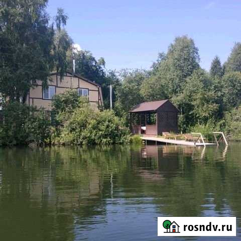 Дом 90 м² на участке 6 сот. в аренду посуточно в Миассе Миасс - изображение 1