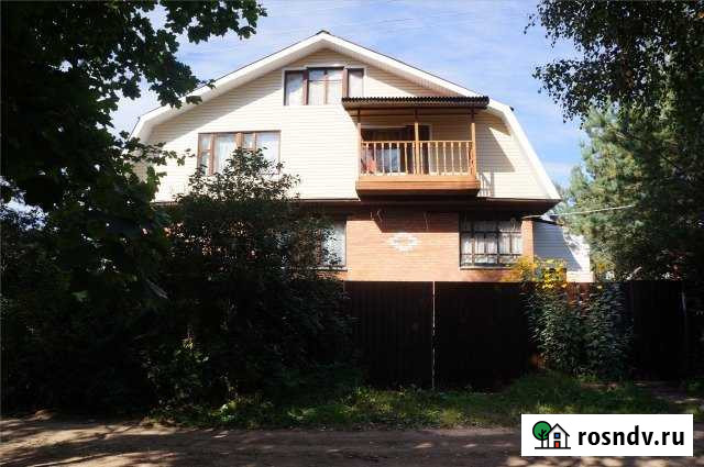 Коттедж 300 м² на участке 17 сот. в аренду посуточно в Санкт-Петербурге Санкт-Петербург - изображение 1