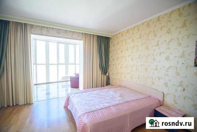 3-комнатная квартира, 100 м², 6/7 эт. в аренду посуточно в Белгороде Белгород - изображение 1