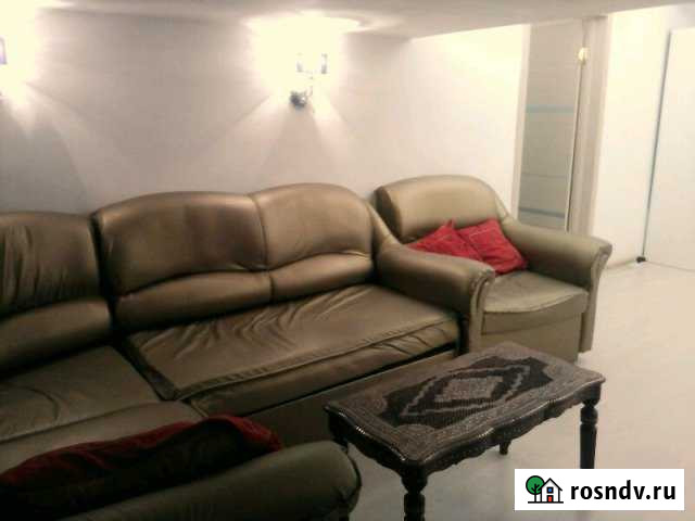 3-комнатная квартира, 85 м², 10/10 эт. в аренду посуточно в Якутске Якутск - изображение 1