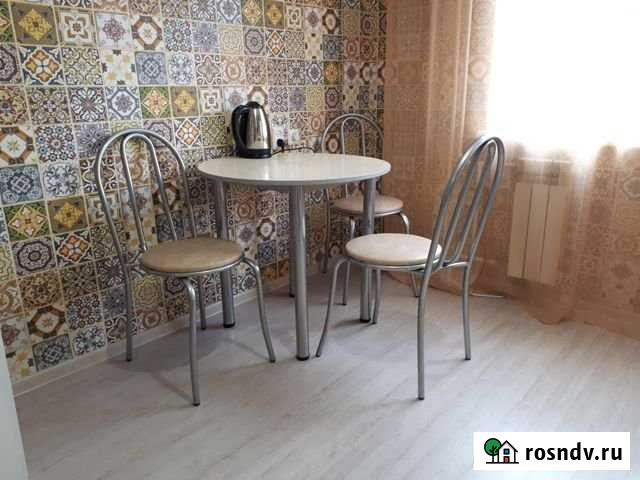 1-комнатная квартира, 38 м², 2/5 эт. в аренду посуточно в Ангарске Ангарск - изображение 1