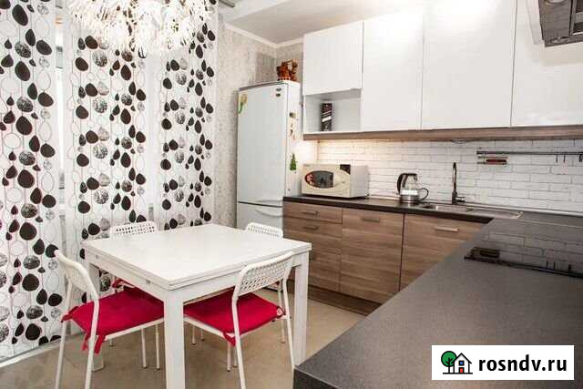 2-комнатная квартира, 52 м², 4/16 эт. в аренду посуточно в Оренбурге Оренбург - изображение 1