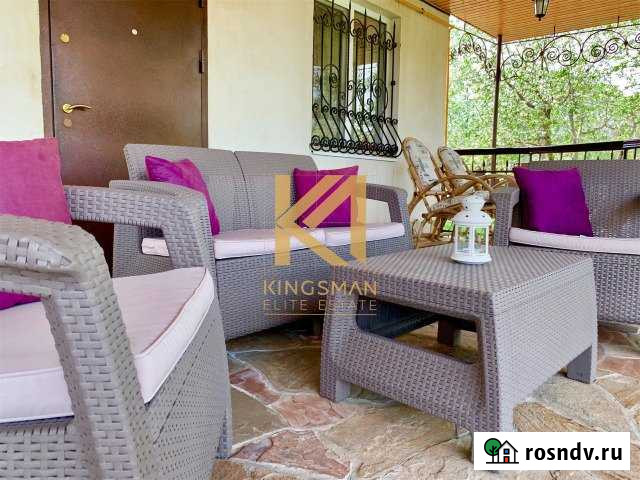 Коттедж 263 м² на участке 10 сот. на продажу в Саратове Саратов - изображение 1