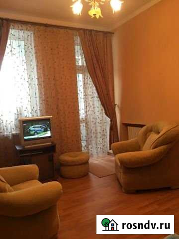 1-комнатная квартира, 40 м², 1/5 эт. в аренду посуточно в Севастополе Севастополь - изображение 1