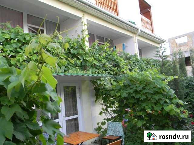 Комната 15 м² в 4-ком. кв., 2/3 эт. в аренду посуточно в Судаке Судак - изображение 1