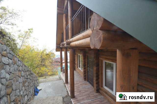 Дом 163 м² на участке 7.4 сот. на продажу в Ялте Ялта - изображение 1