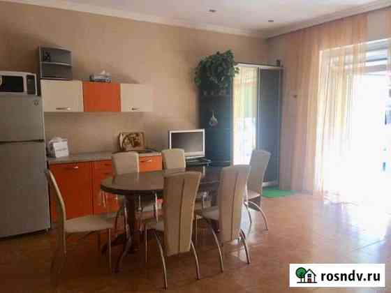2-комнатная квартира, 54 м², 1/3 эт. в аренду посуточно в Алуште Алушта