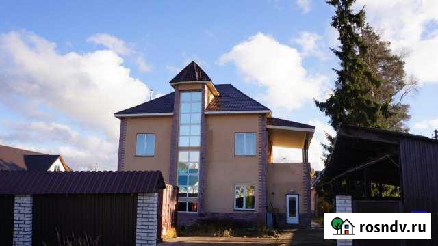 Коттедж 400 м² на участке 10 сот. в аренду посуточно в Санкт-Петербурге Санкт-Петербург - изображение 1