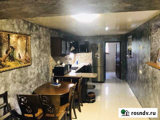 Дом 120 м² на участке 3.7 сот. в аренду посуточно в Сочи Сочи - изображение 1