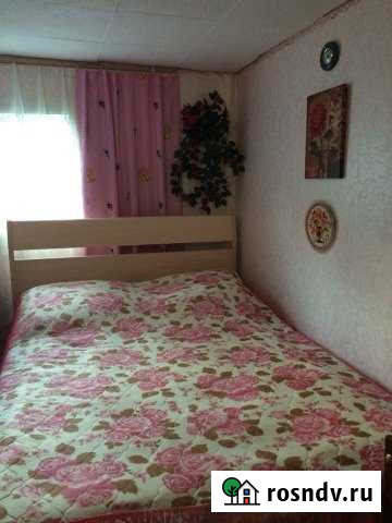 Комната 14 м² в 3-ком. кв., 1/1 эт. в аренду посуточно в Зеленоградске Зеленоградск - изображение 1