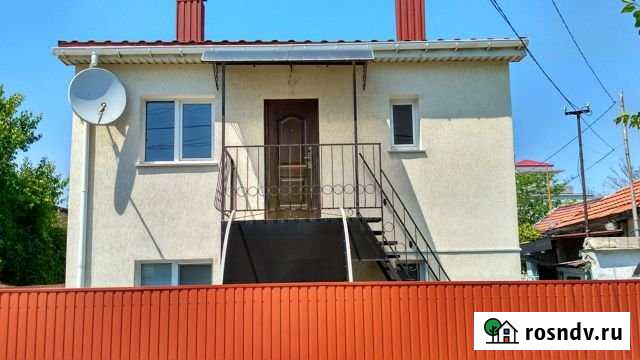 2-комнатная квартира, 40 м², 1/2 эт. в аренду посуточно в Севастополе Севастополь - изображение 1