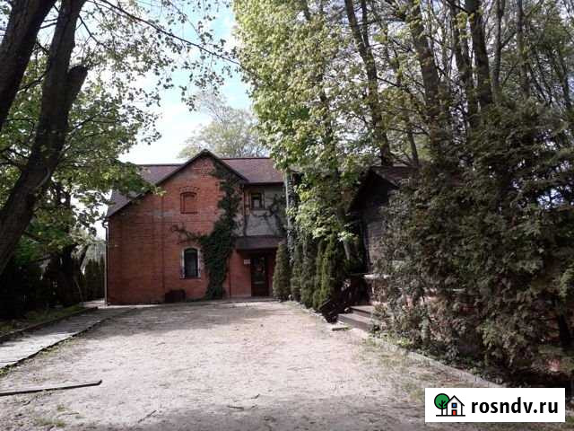 Дом 800 м² на участке 10 сот. в аренду на длительный срок в Зеленоградске Зеленоградск - изображение 1