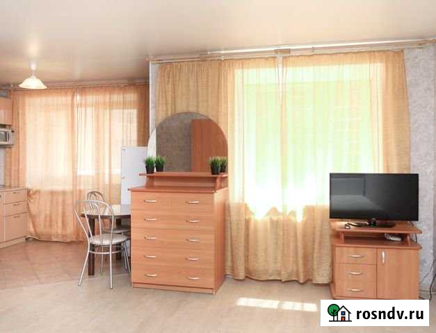 Квартира-студия, 45 м², 6/10 эт. в аренду посуточно в Тюмени Тюмень - изображение 1