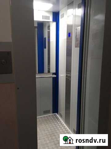 Комната 16 м² в 5-ком. кв., 9/9 эт. на продажу в Красноярске Красноярск - изображение 1