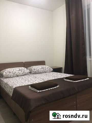 Комната 15 м² в 9-ком. кв., 2/2 эт. в аренду посуточно в Агое Агой - изображение 1