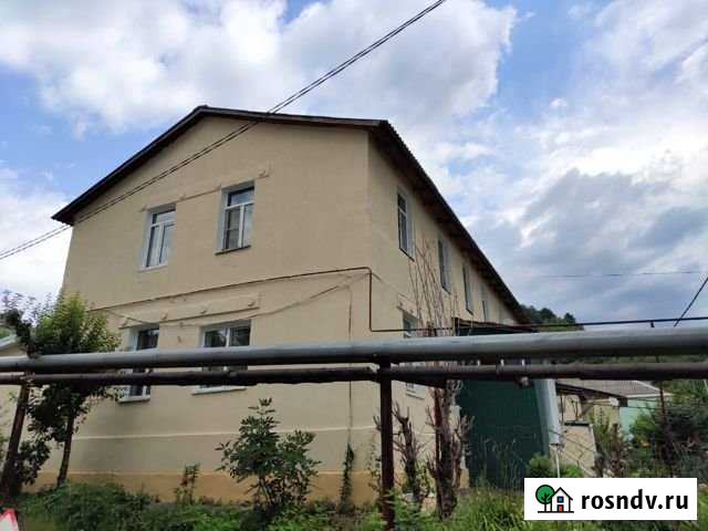 Комната 28.9 м² в 2-ком. кв., 2/2 эт. на продажу в Туапсе Туапсе - изображение 1