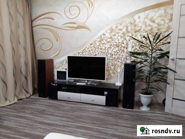 2-комнатная квартира, 52 м², 1/5 эт. в аренду посуточно в Усть-Куте Усть-Кут - изображение 1